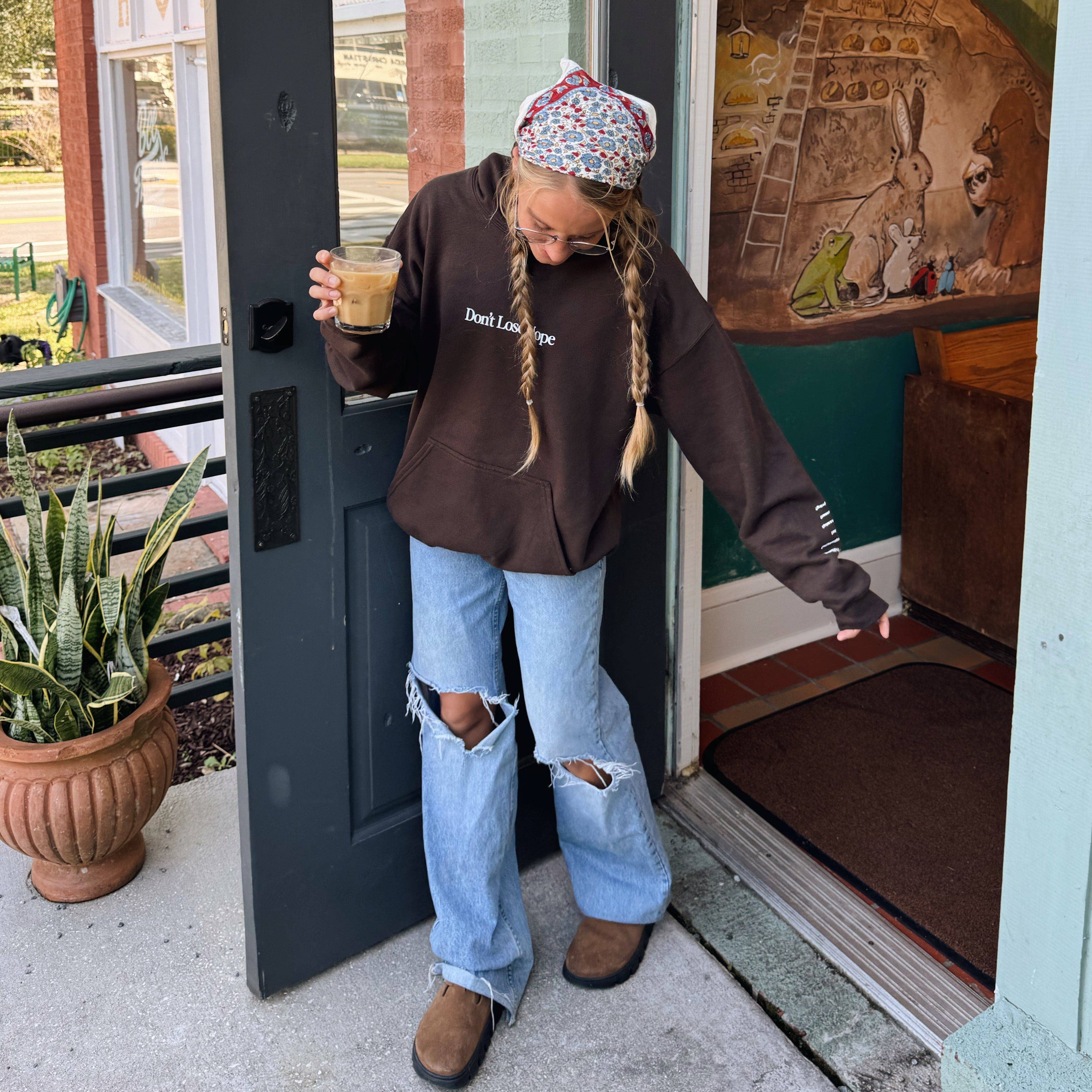 "DON'T LOSE HOPE" HOODIE | BROWN